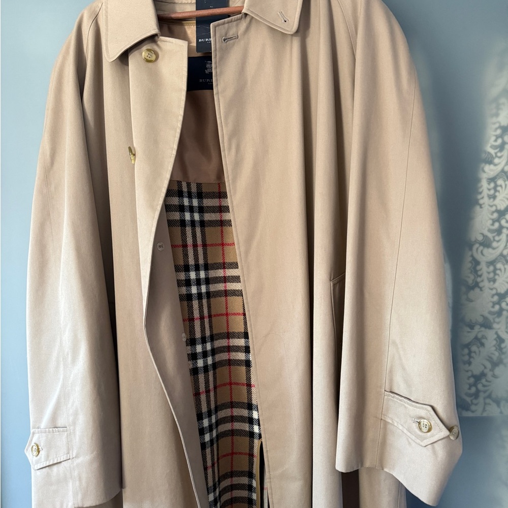 Burberry Tan Trench Coat - Picture 7 of 13